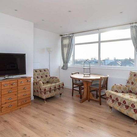 Guestready - Wonderful 2Br By Queen'S Park 런던 외부 사진