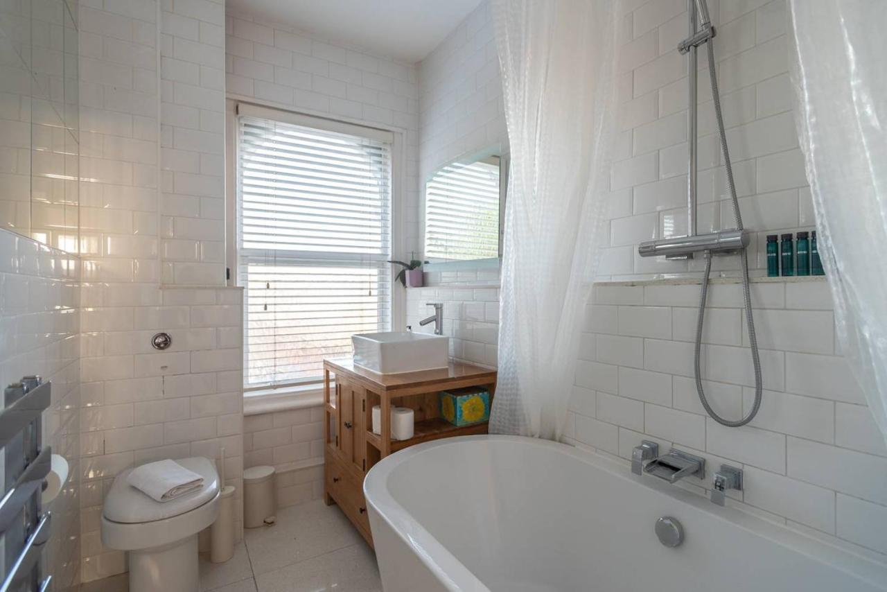 Guestready - Wonderful 2Br By Queen'S Park 런던 외부 사진